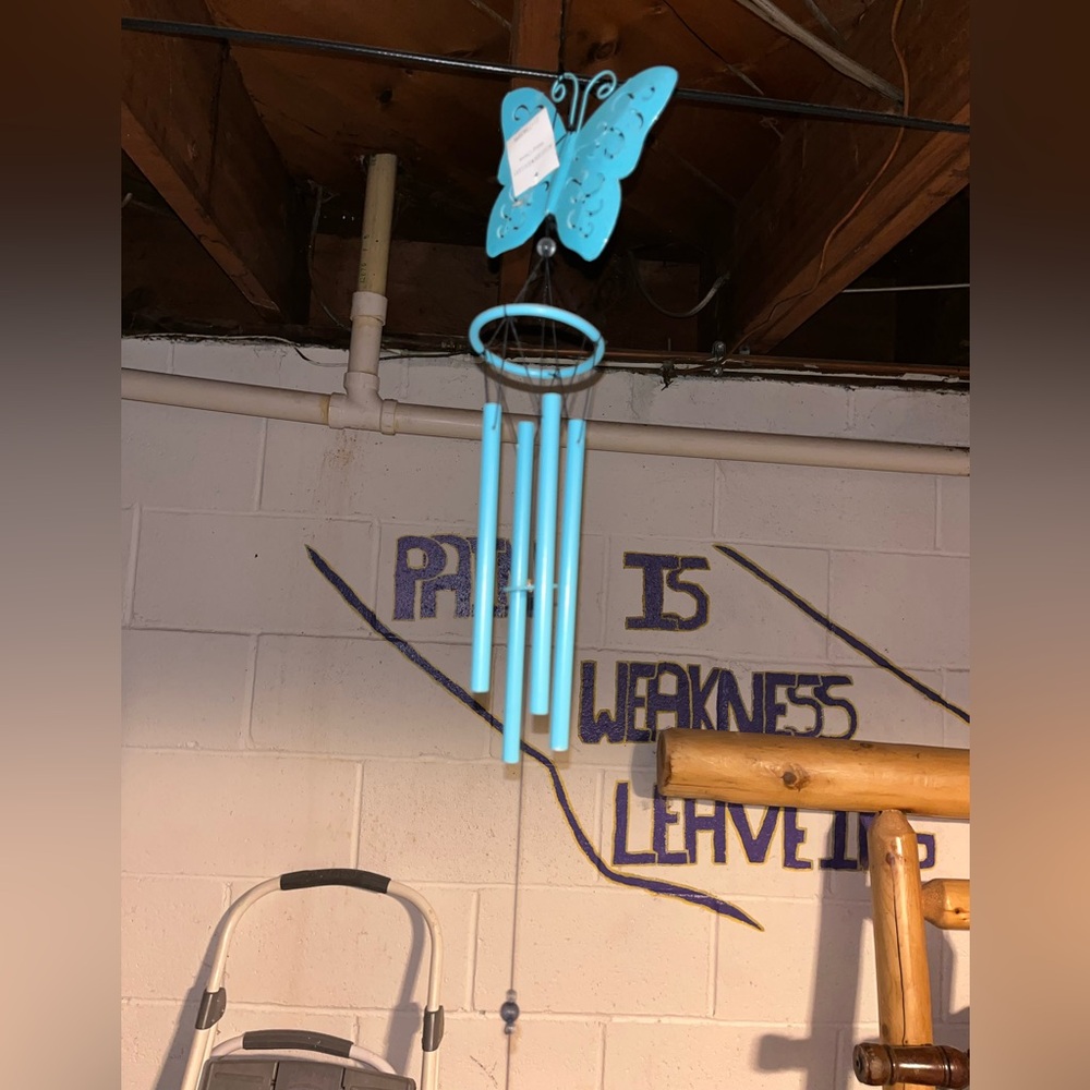NWT Mission Gallery Blue Glittery Butterfly Wind Chime